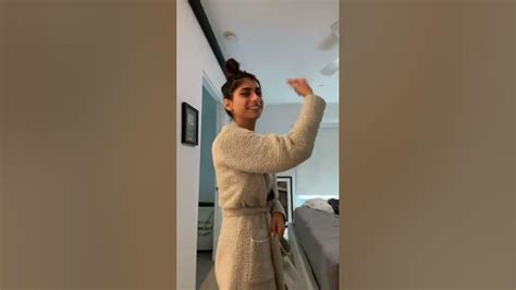 miakhalifa tiktok id song|Idc if I’m awful, this dance/song makes me so happy .